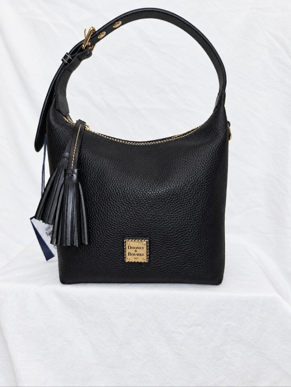 Dooney & Bourke Paige Crossbody Black Pebbled Leather NWTBrand new, never used